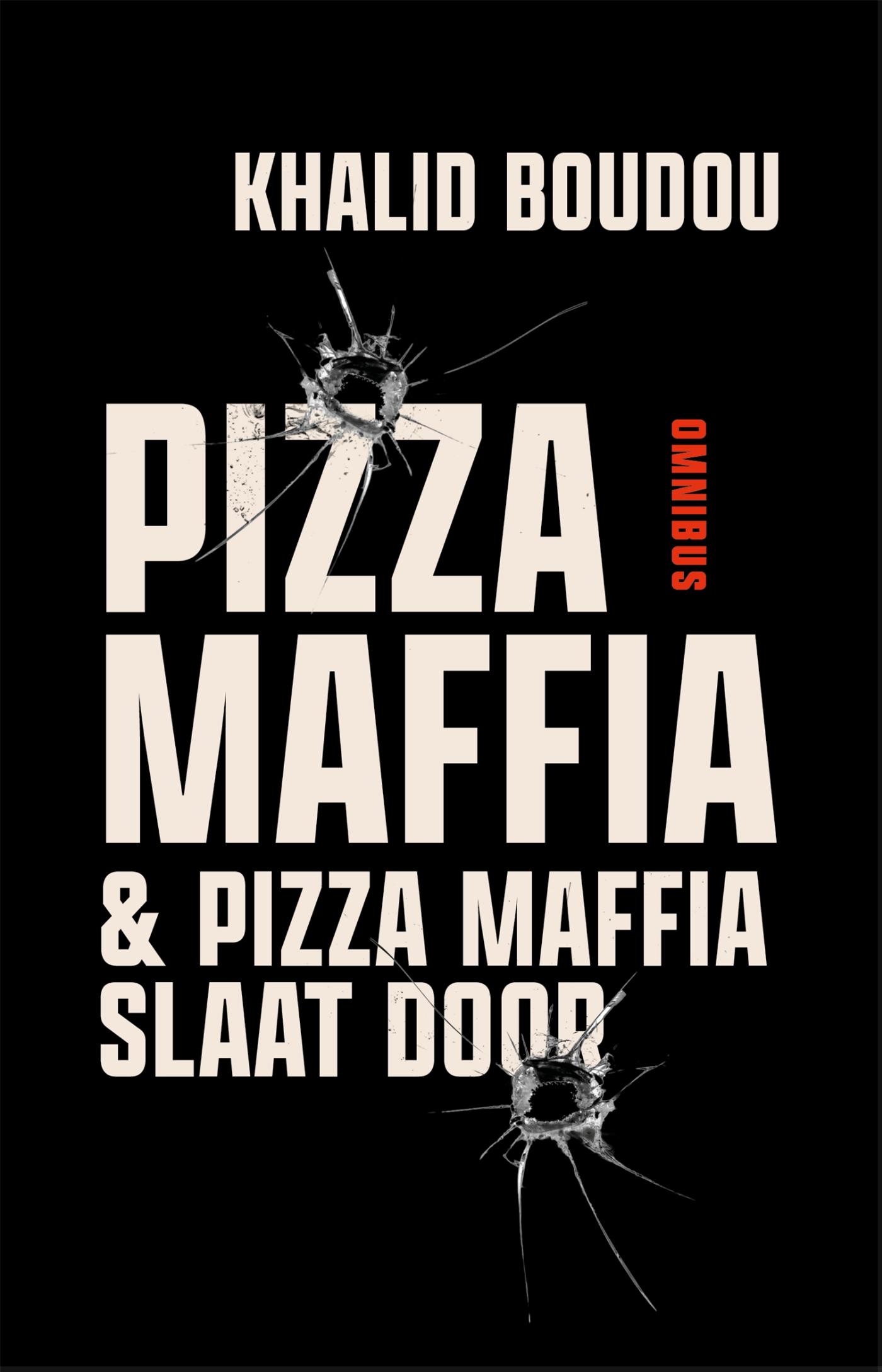 Omslag van Pizzamaffia en Pizzamaffia slaat door