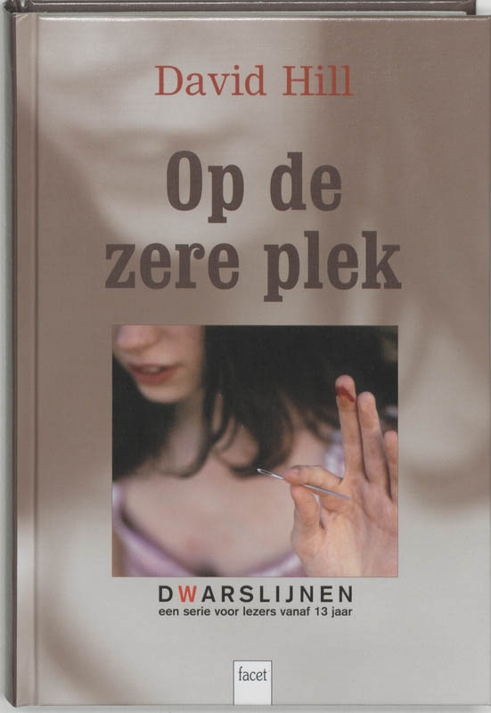 Omslag van Op een zere plek