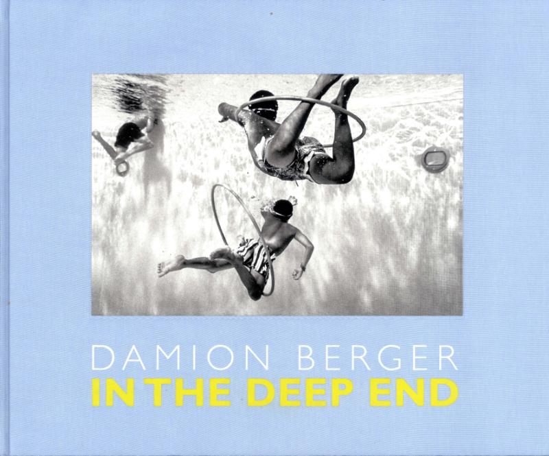 Omslag van In the deep end