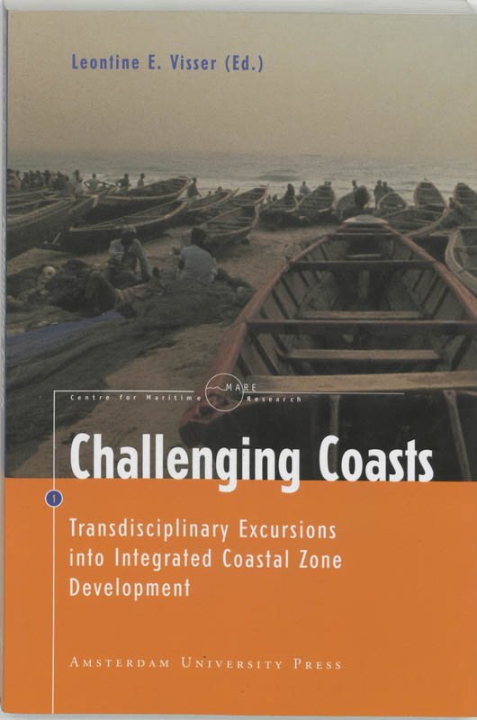 Omslag van Challenging coasts