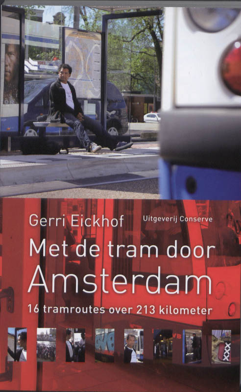 Omslag van Met de tram door Amsterdam