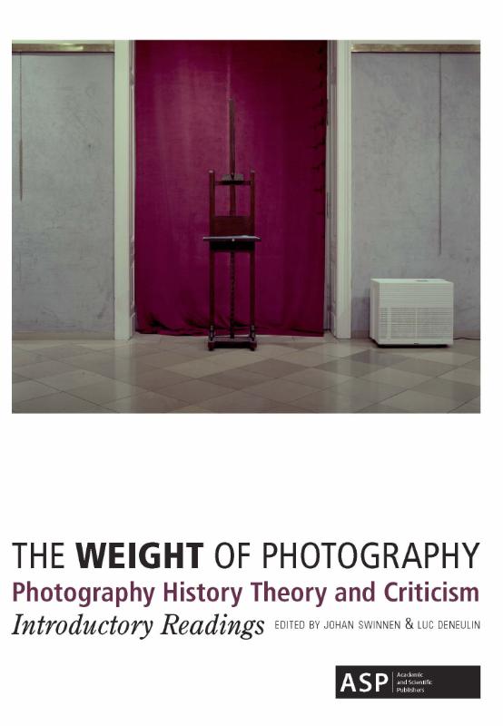 Omslag van The Weight of Photography