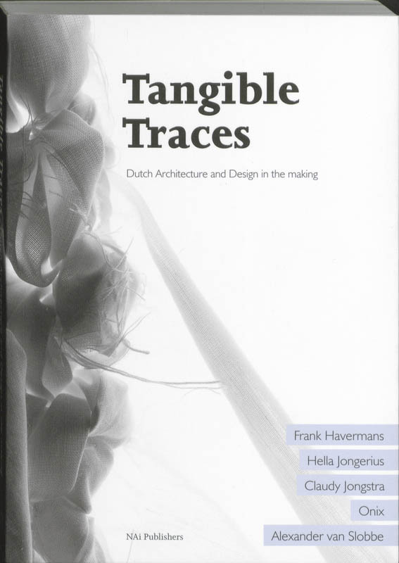 Omslag van Tangible Traces