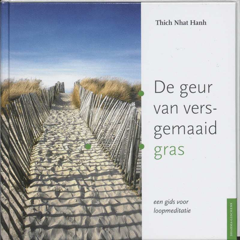 Omslag van De geur van versgemaaid gras