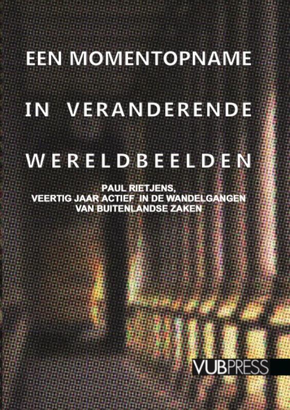 Omslag van Een momentopname in veranderende wereldbeelden