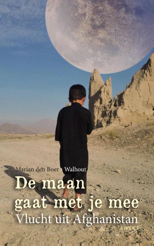 Omslag van De maan gaat met je mee
