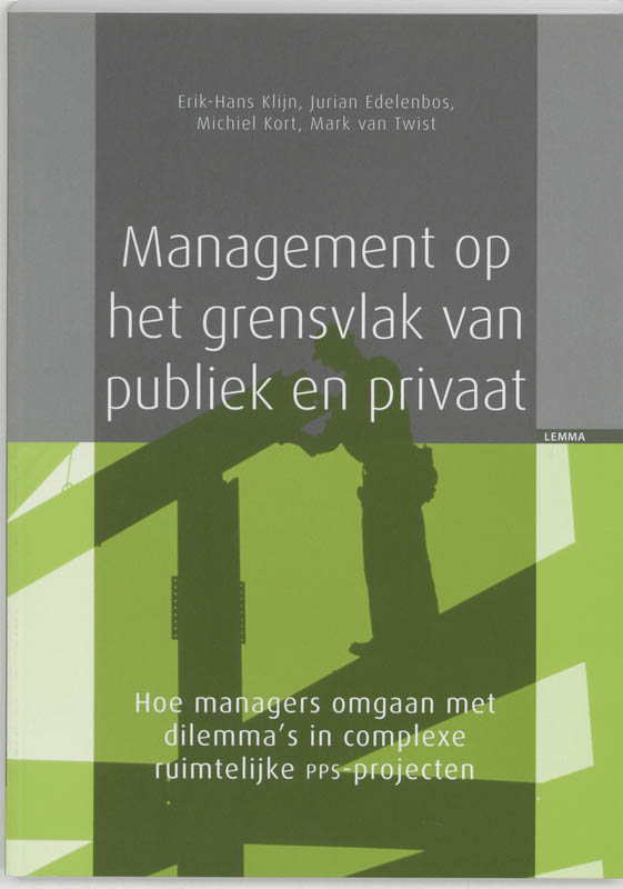 Omslag van Management op het grensvlak van publiek en privaat