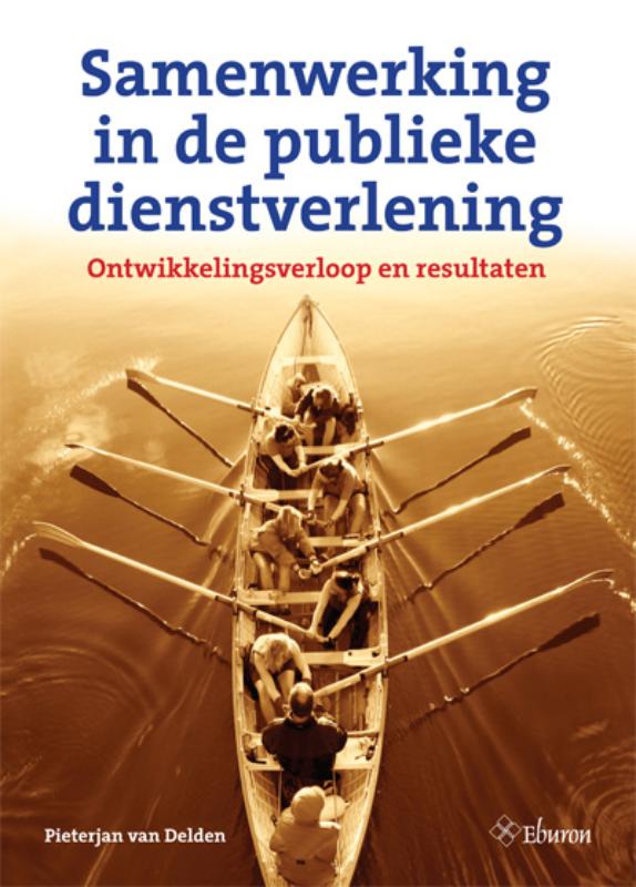 Omslag van Samenwerking in de publieke dienstverlening
