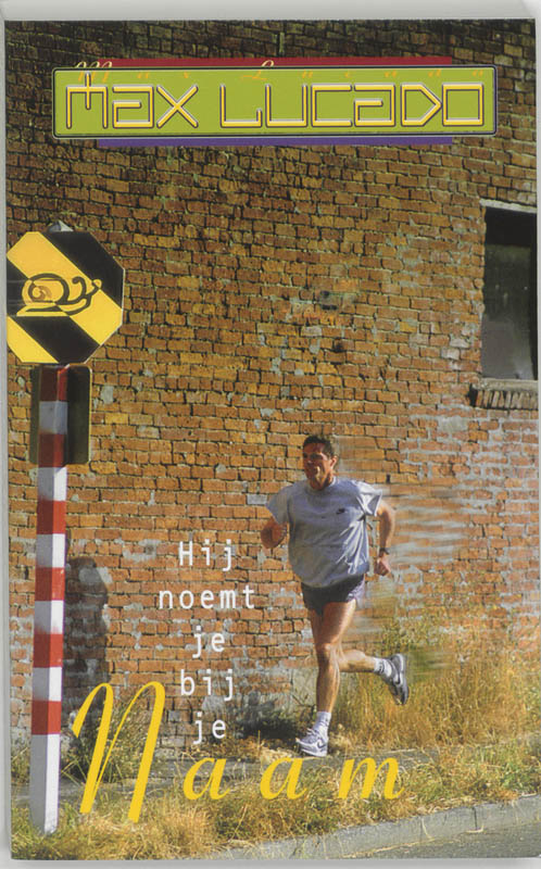 Omslag van Hij noemt je bij je naam