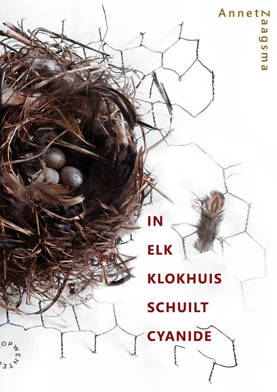 Omslag van In elk klokhuis schuilt cyanide