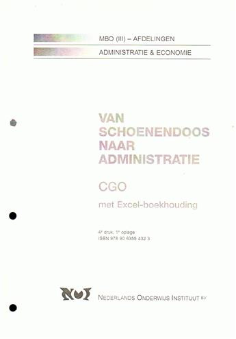 Omslag van Van schoenendoos naar administratie