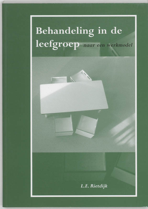 Omslag van Behandeling in de leefgroep