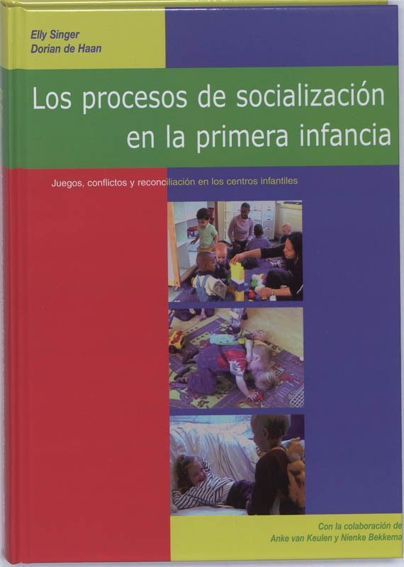 Omslag van Los procesos de socialización en la primera infancia
