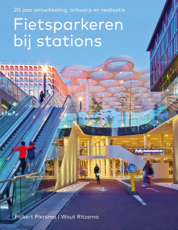 Omslag van Fietsparkeren bij stations