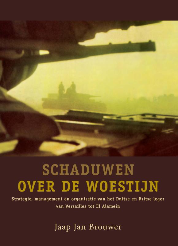 Omslag van Schaduwen over de woestijn