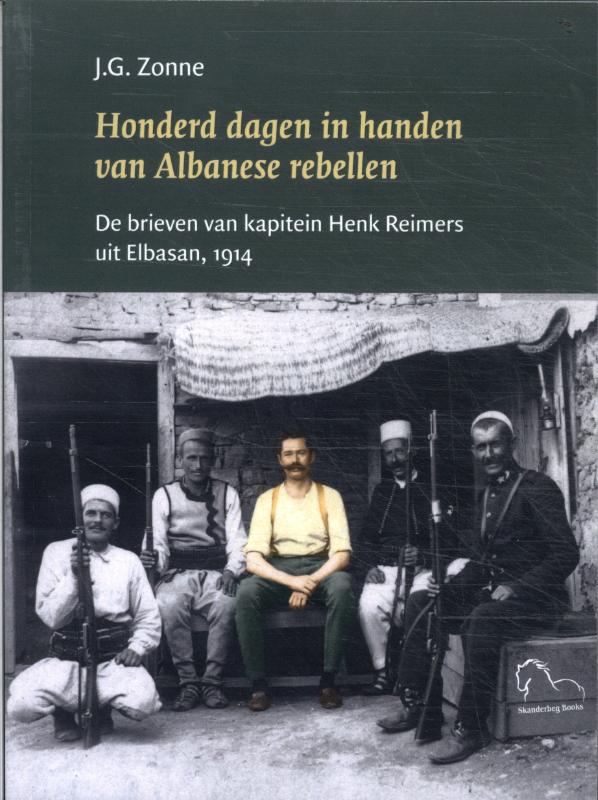 Omslag van Honderd dagen in handen van Albanese rebellen
