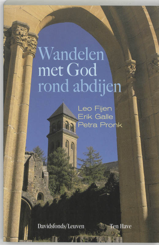 Omslag van Wandelen met God rond abdijen