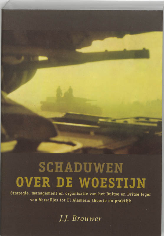 Omslag van Schaduwen over de woestijn