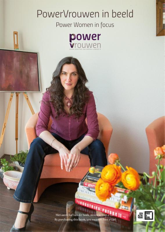 Omslag van Powervrouwen in beeld ; Powerwomen in focus