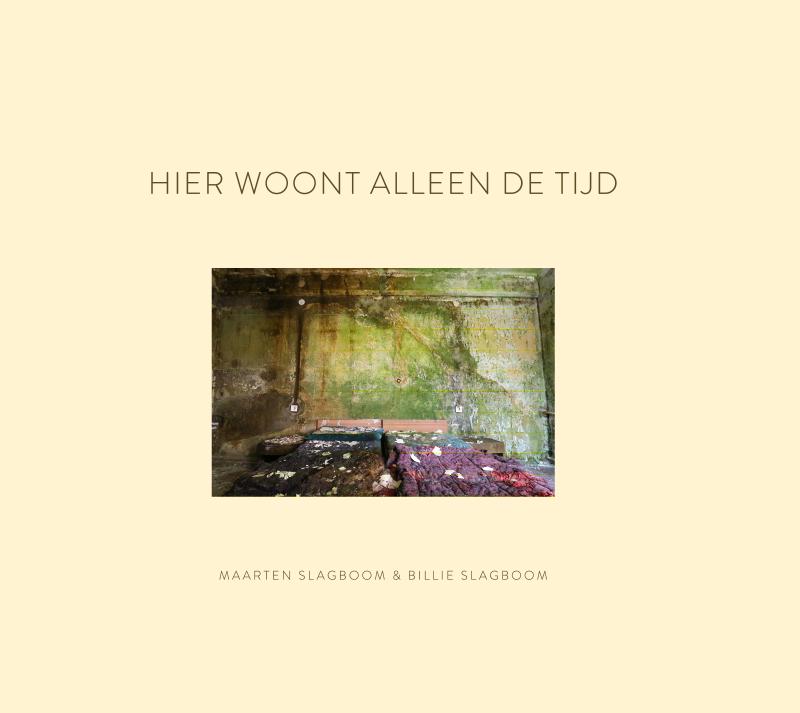 Omslag van Hier woont alleen de tijd