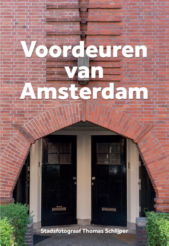 Omslag van Voordeuren van Amsterdam