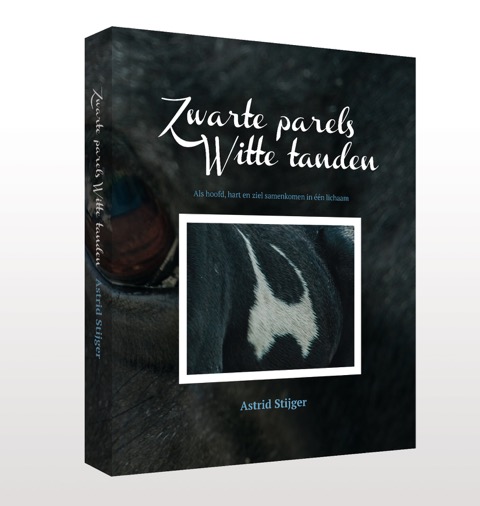 Omslag van Zwarte parels Witte tanden