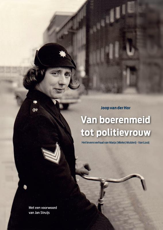 Omslag van Van boerenmeid tot politievrouw