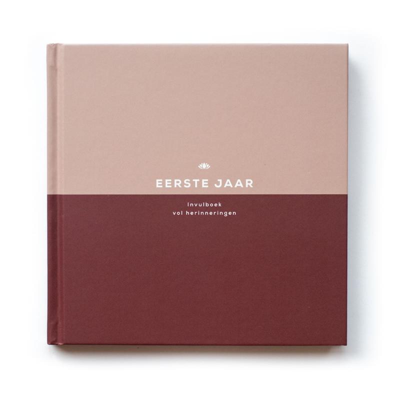 Omslag van Eerste jaar invulboek - meisje