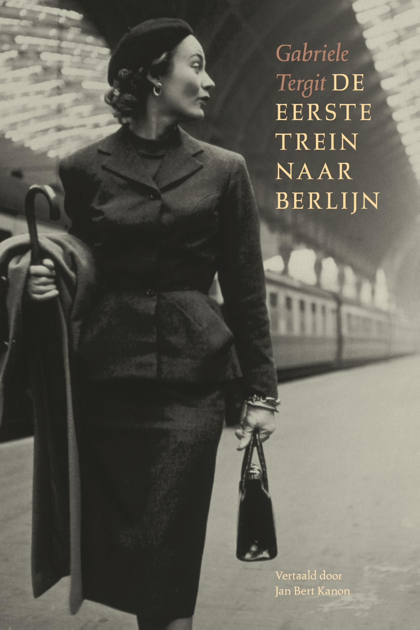 Omslag van De eerste trein naar Berlijn