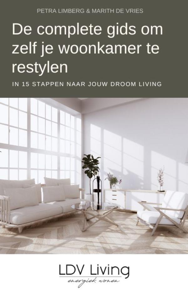 Omslag van De complete gids om zelf je woonkamer te restylen