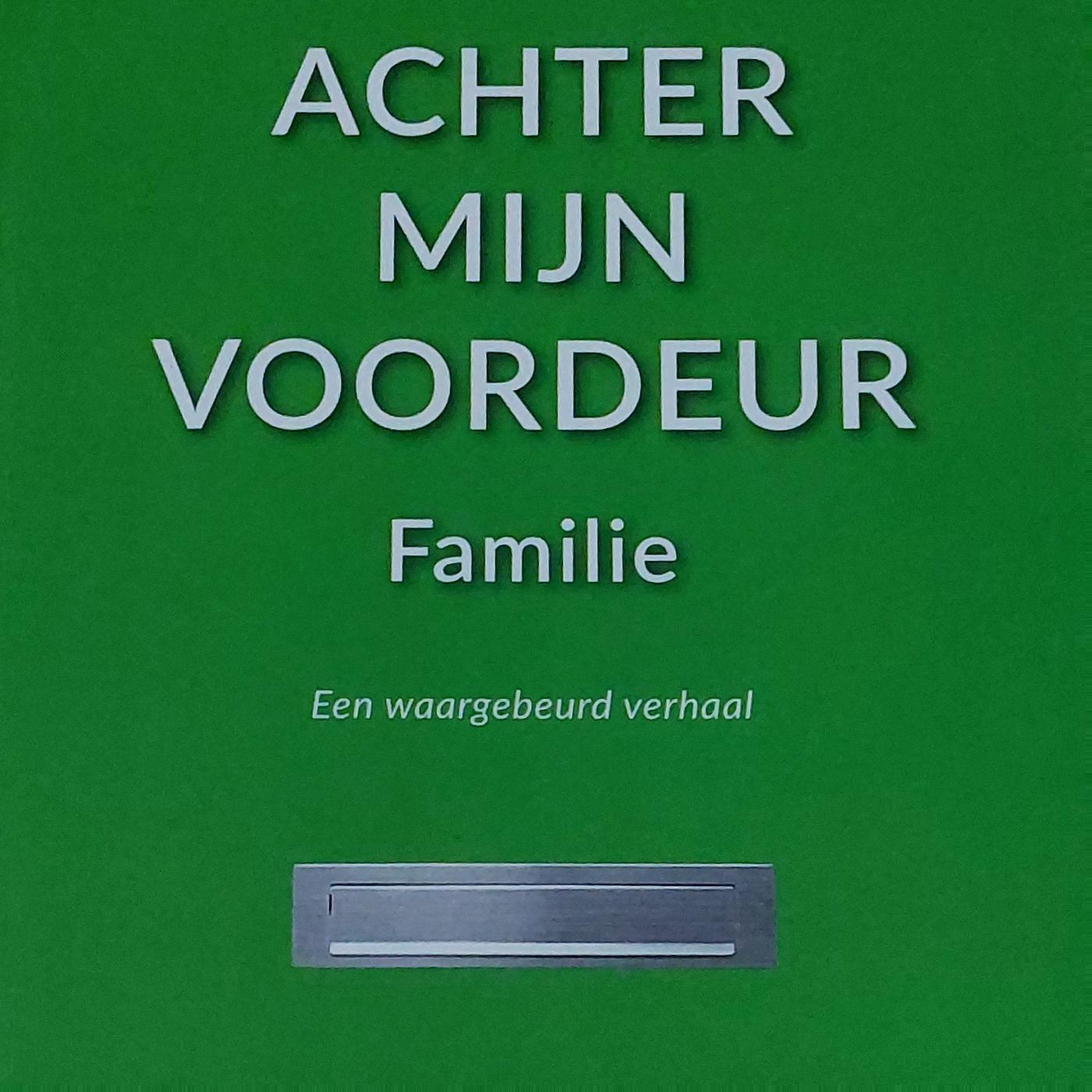 Omslag van Achter mijn voordeur