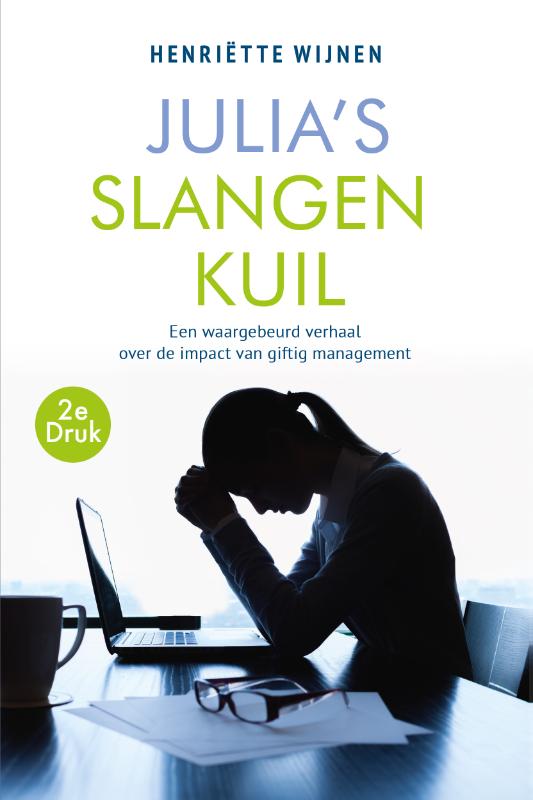 Omslag van Julia's slangenkuil