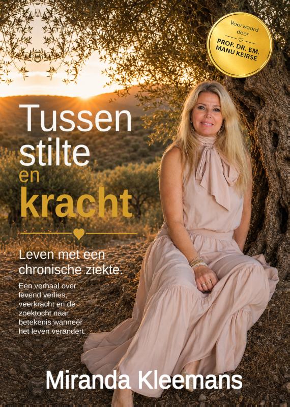 Omslag van Tussen stilte en kracht
