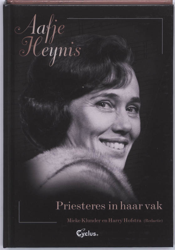 Omslag van Aafje Heynis Priesteres in haar vak