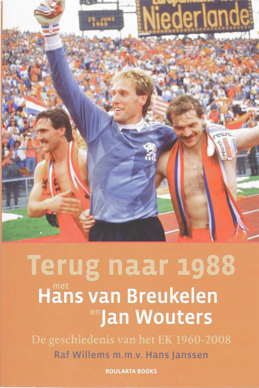 Omslag van Terug naar 1988 met Hans van Breukelen en Jan Wouters