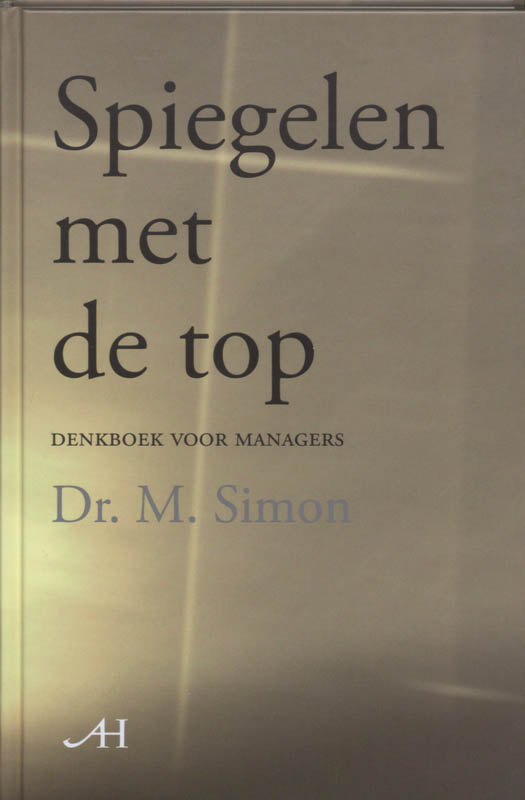 Omslag van Spiegelen met de top