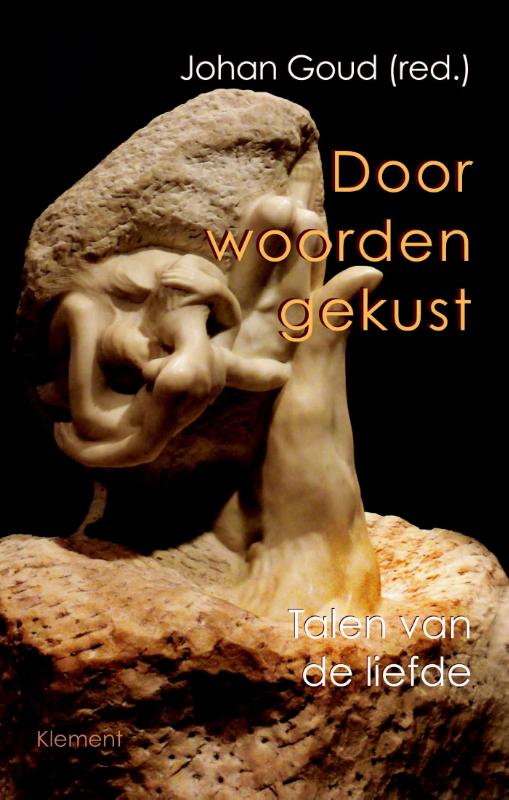 Omslag van Door woorden gekust