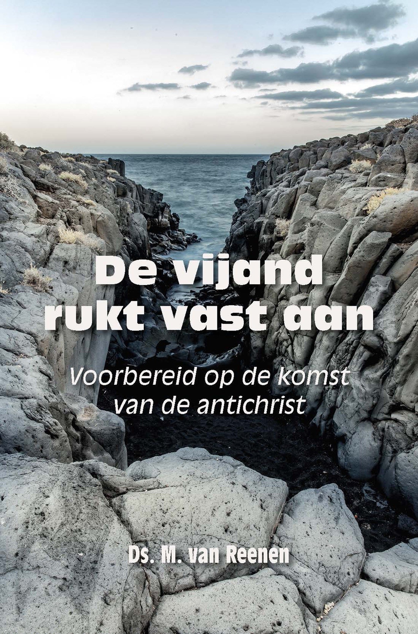 Omslag van De vijand rukt vast aan