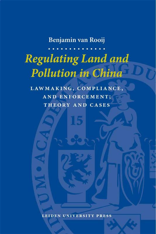 Omslag van Regulating Land and Pollution in China