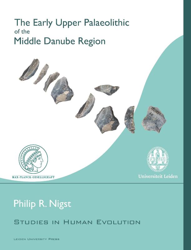 Omslag van The early upper palaeolithic of the middle danube region