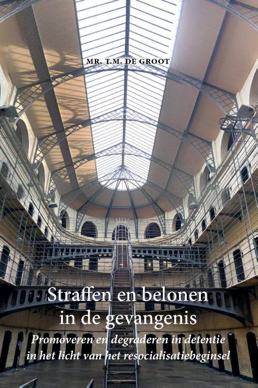 Omslag van Straffen en belonen in de gevangenis