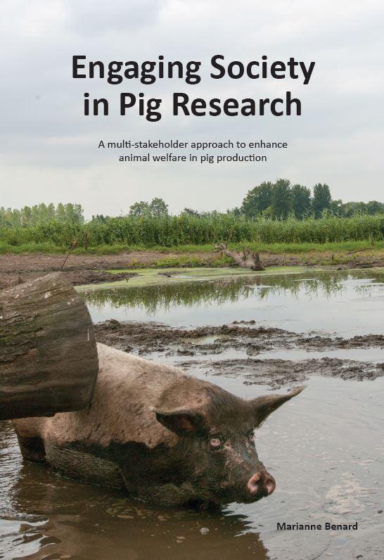 Omslag van Engaging society in pig research