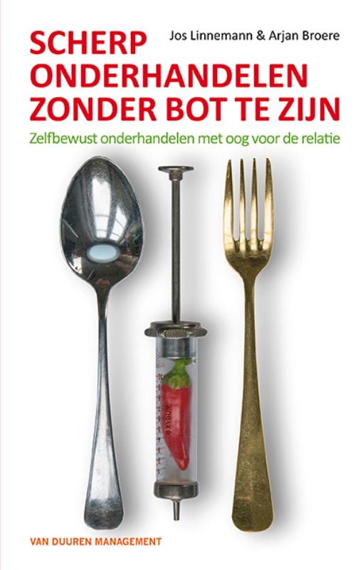 Omslag van Scherp onderhandelen zonder bot te zijn