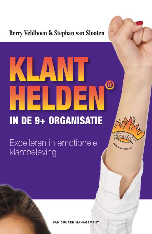 Omslag van Klanthelden in de 9+ organisatie