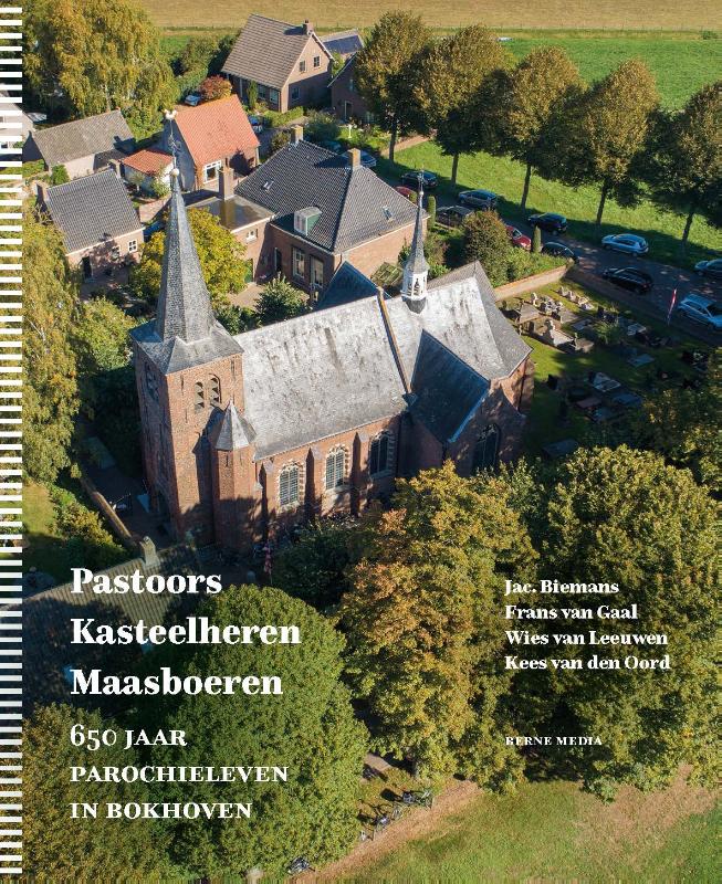 Omslag van Pastoors, Kasteelheren, Maasboeren