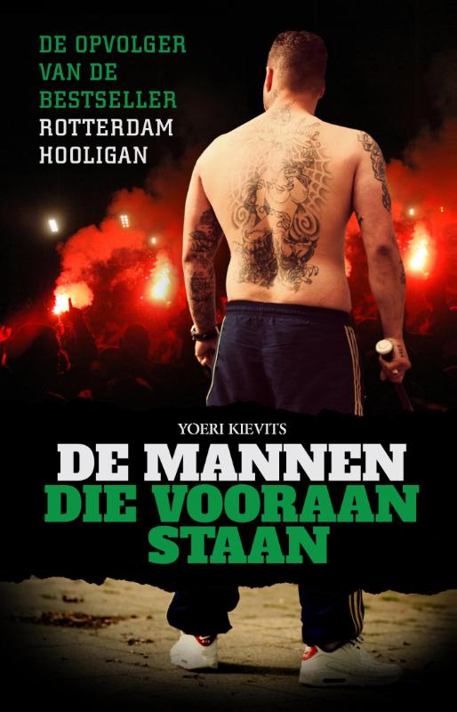 Omslag van De mannen die vooraan staan