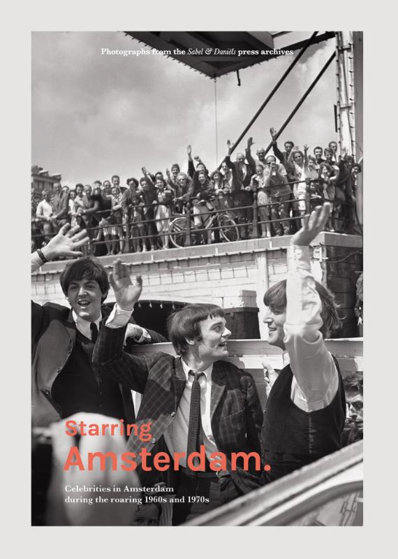Omslag van Starring Amsterdam