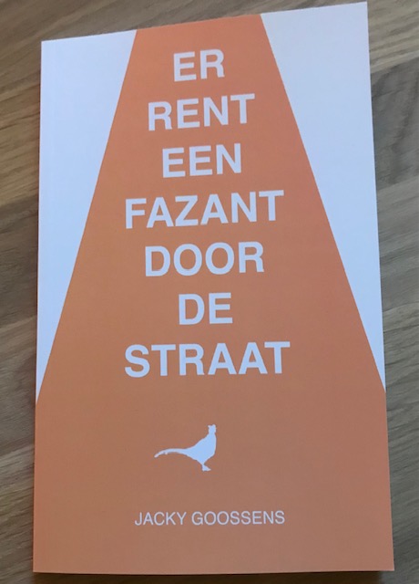 Omslag van Er rent een fazant door de straat