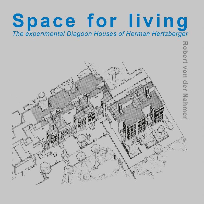 Omslag van Space for living