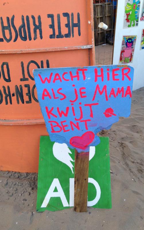 Omslag van Wacht hier als je mama kwijt bent